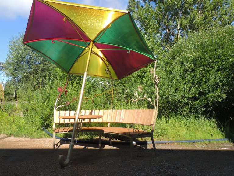 Зонтик со скамейкой
